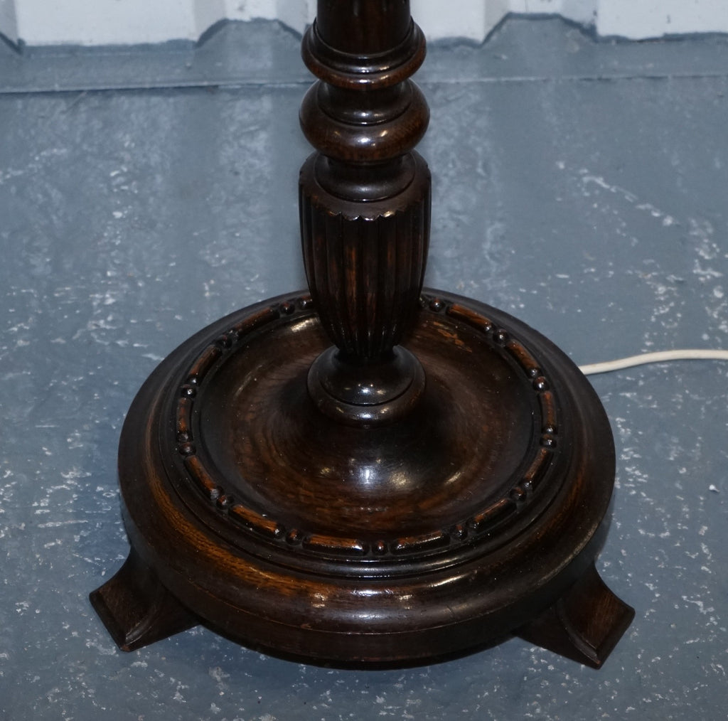ANTIQUE SCOTTISH VICTORIAN OAK FLOOR READING LIBRARY FLOOR LAMP