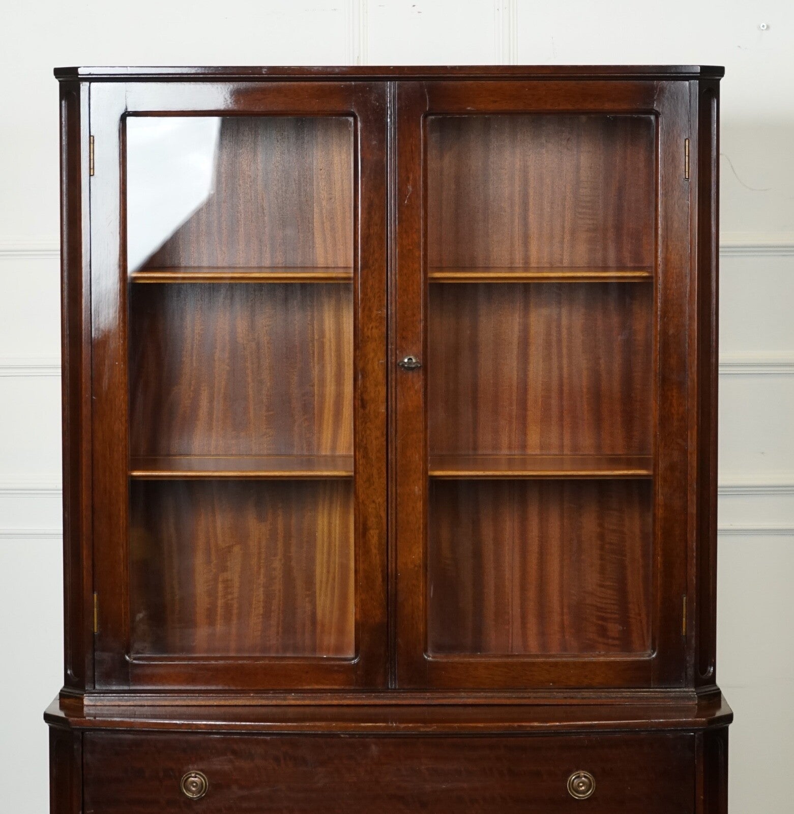 REGENCY STYLE HARDWOOD BOOKCASE CABINET GLAZED DOORS J1