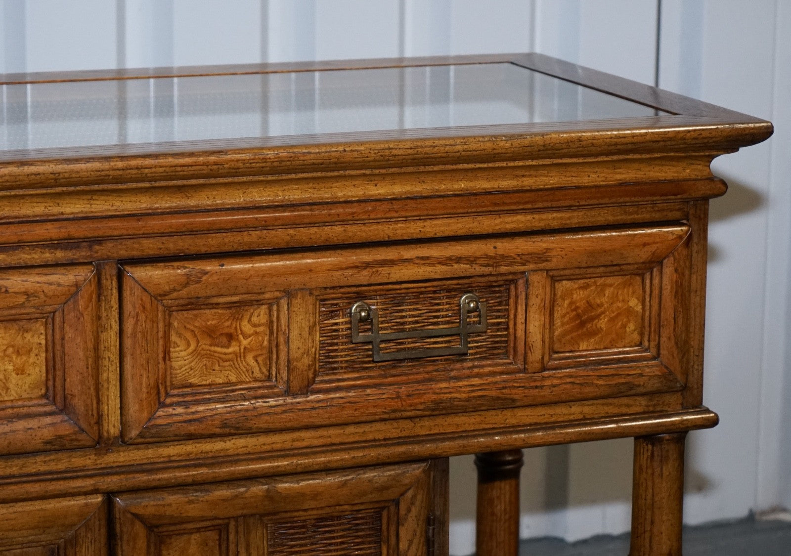 VINTAGE AMERICAN FAUX BAMBOO STYLE CONSOLE TABLE SMALL SIDEBOARD BY BURLINGTON