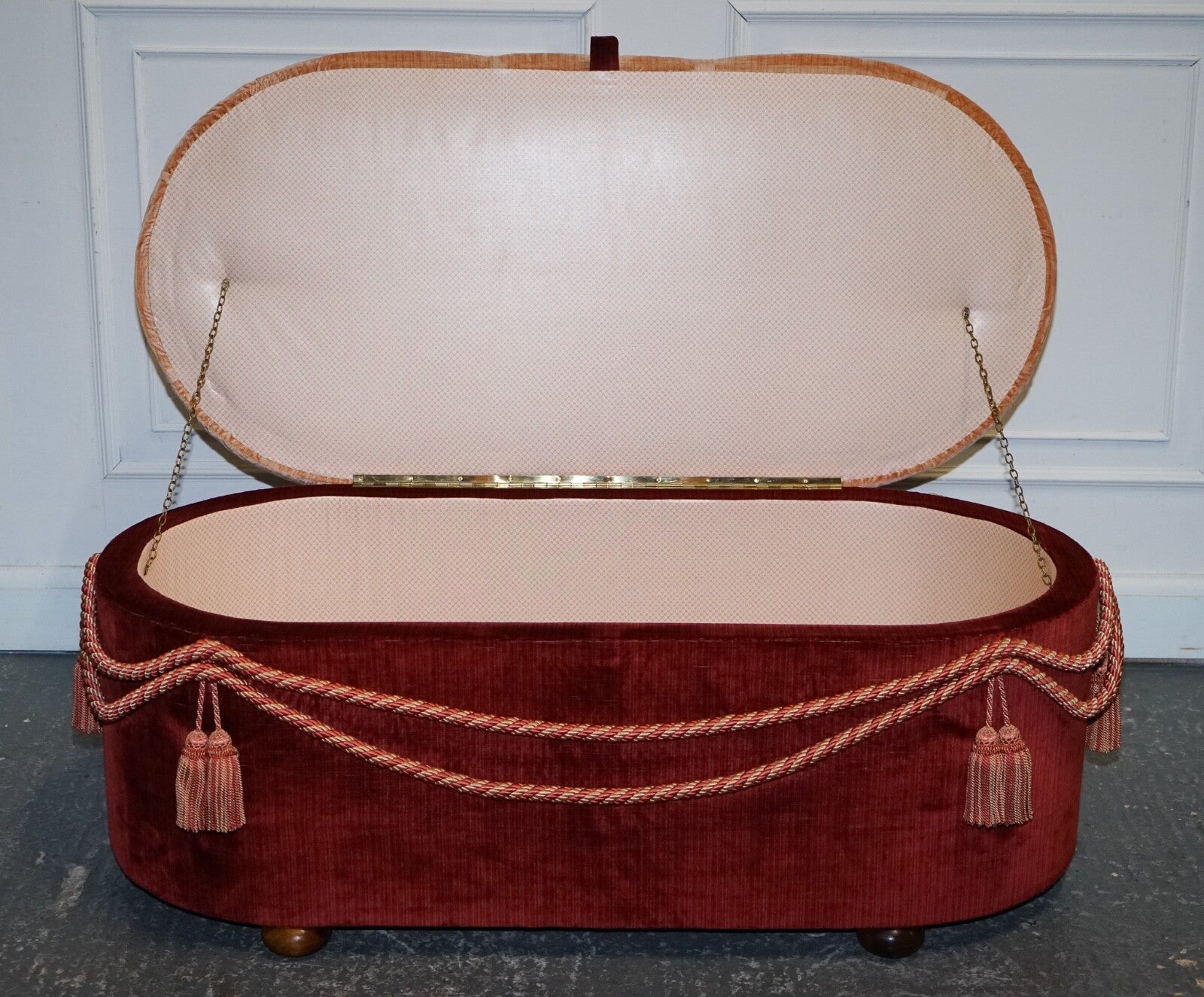 ANTIQUE VICTORIAN FABRIC OTTOMAN BLANKET BED END STORAGE BOX WITH TASSEL ACCENTS
