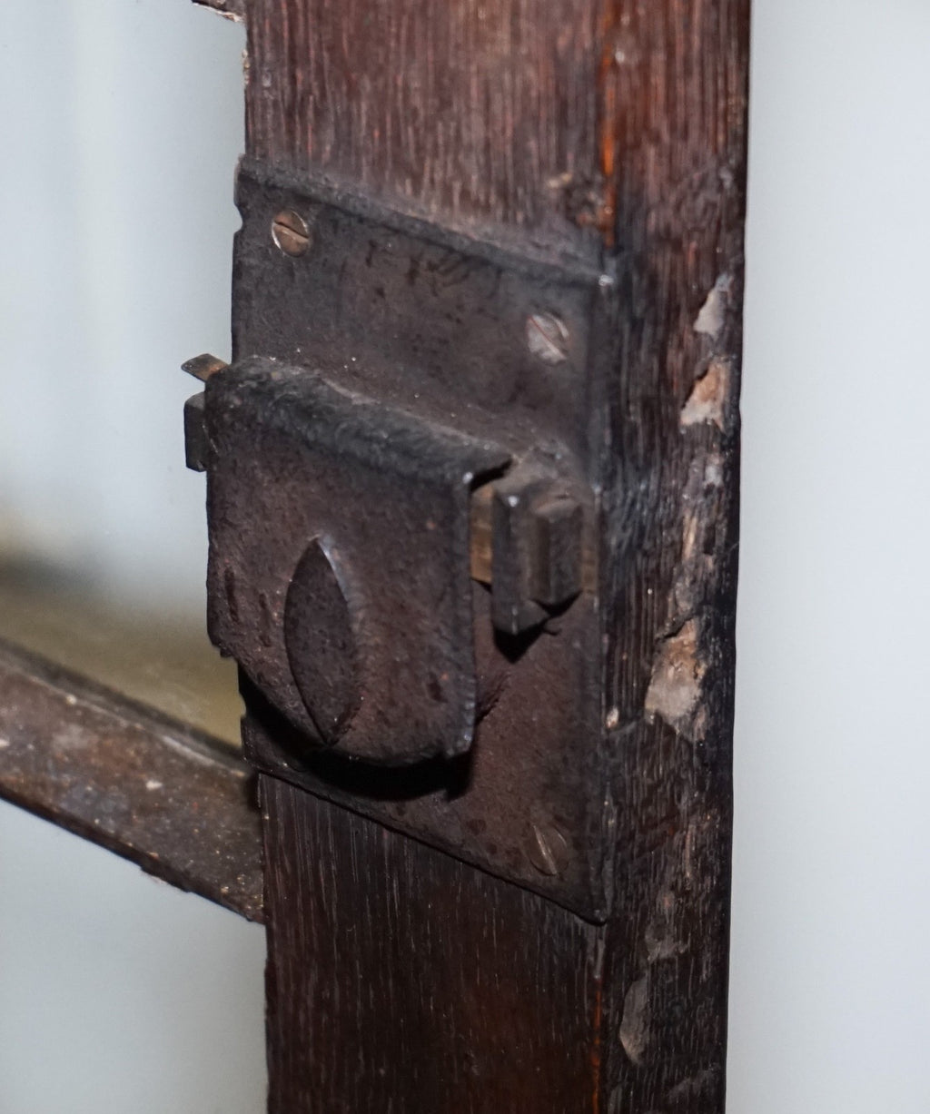 GEORGIAN CORNER HANGING DISPLAY CABINET BOOKCASE GLAZED DOOR DRAWER INSIDE