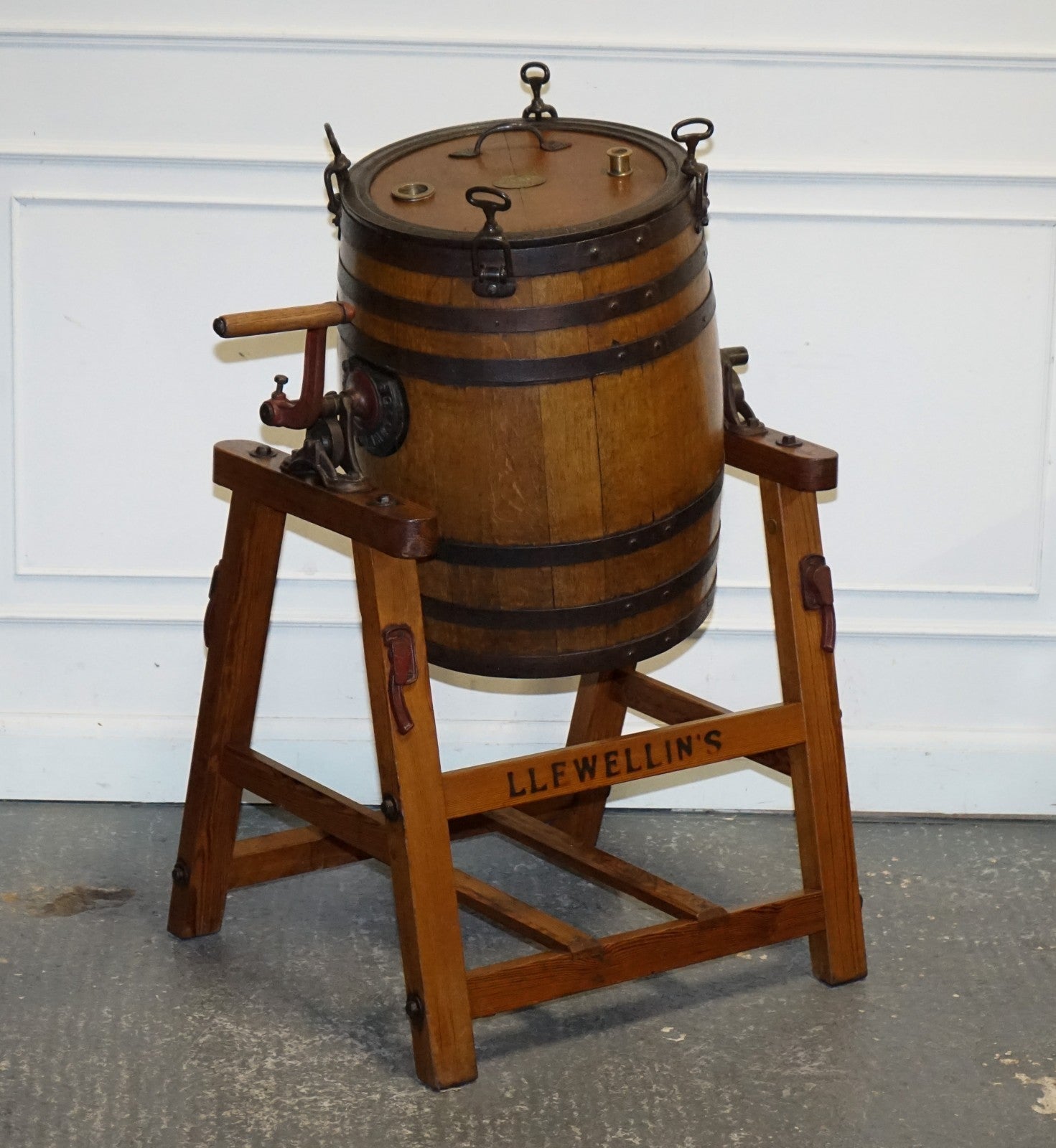 ANTIQUE VICTORIAN CIRCA 1885 ENGLISH G. LLEWELLIN & SONS BUTTER CHURN