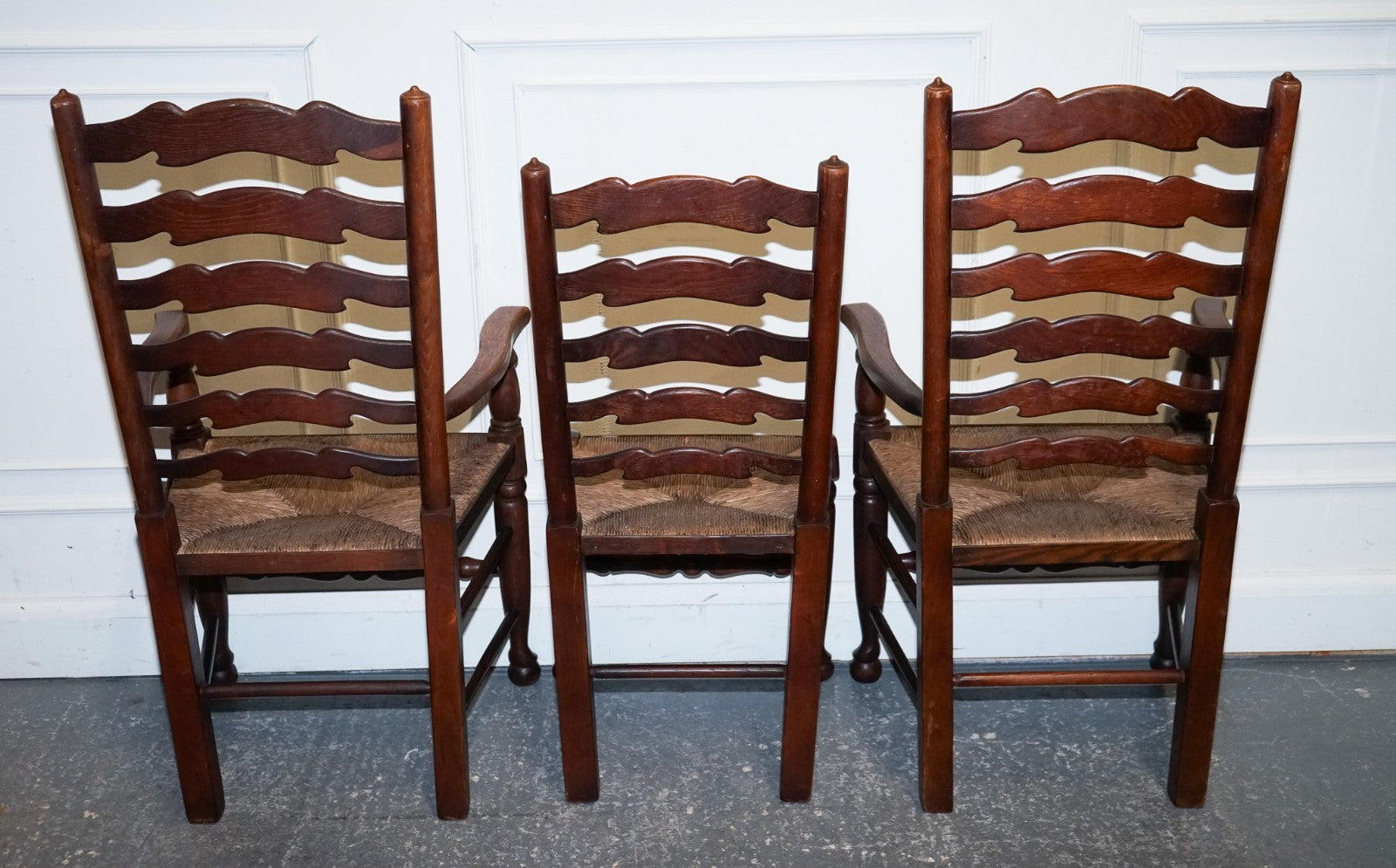 SET OF SIX ENGLISH ANTIQUE CIRCA 1910 LADDERBACK RUSH SEAT DINING CHAIRS