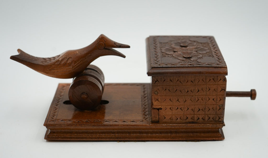 CIRCA 1950'S BIRDIE CIGARETTE DISPENSER CARVED WOOD BOX