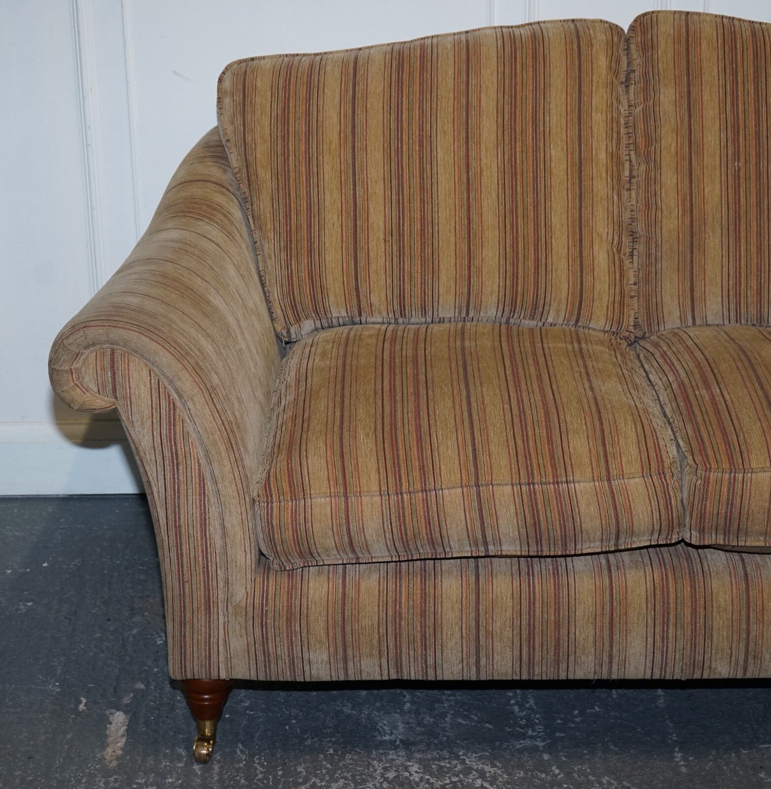 VINTAGE PARKER KNOLL WESTBURY 2 SEATER FABRIC SOFA WITH CASTOR FEET