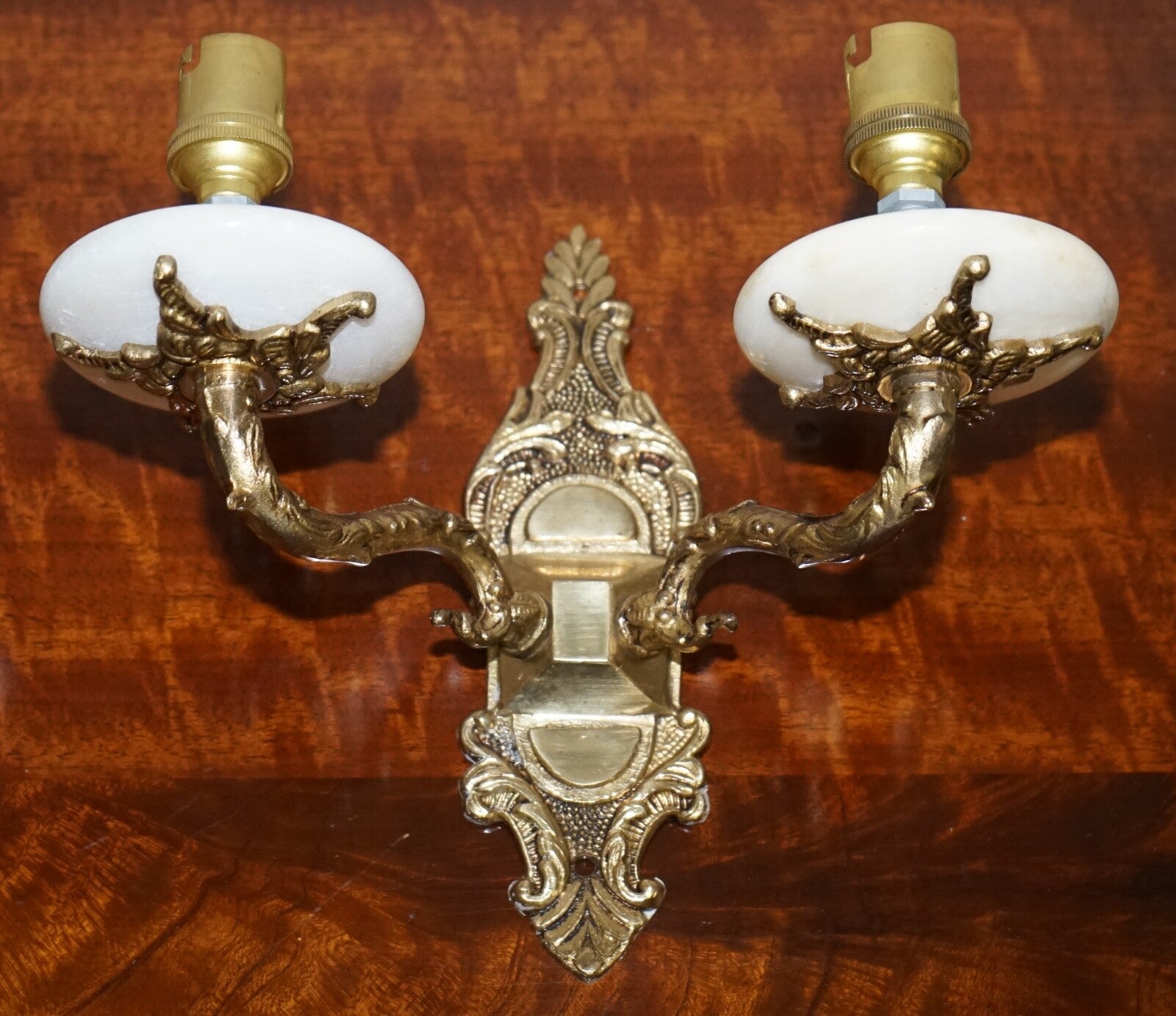 1960'S PAIR OF ALABASTER & BRASS TWIN WALL LIGHTS