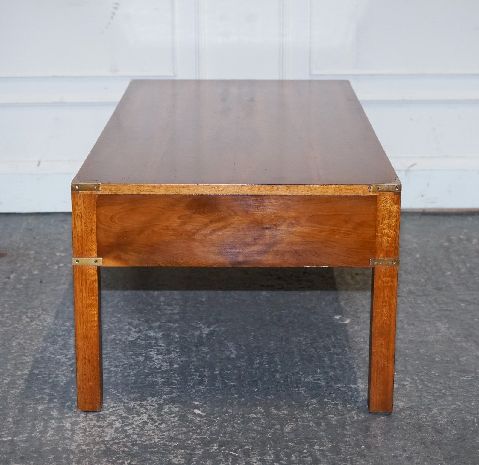 VINTAGE YEW WOOD BRASS MILITARY CAMPAIGN 3 DRAWER COFFEE TABLE