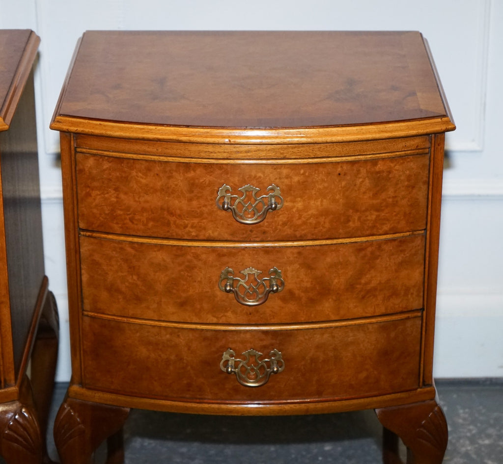 GORGEOUS PAIR OF ART DECO STYLE BURR WALNUT BEDSIDES NIGHTSTANDS TABLES