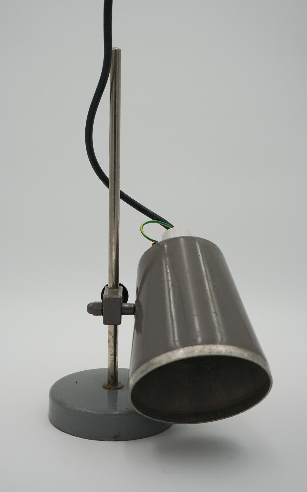 1940'S ENGLISH SALVAGED LABORATORY SCHOOL TABLE ADJUSTABLE LIGHT 002