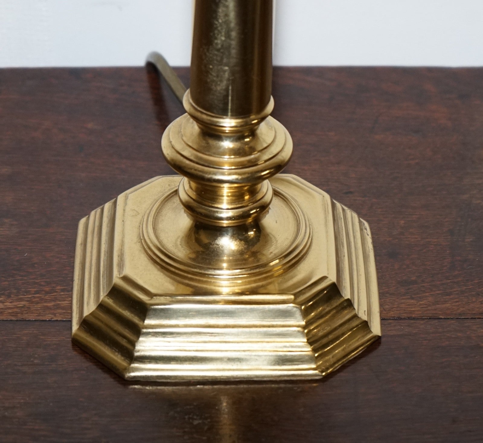 VINTAGE TRADITIONAL REGENCY STYLE SOLID BRASS TABLE LAMP FLUTED HEXAGONAL BASE