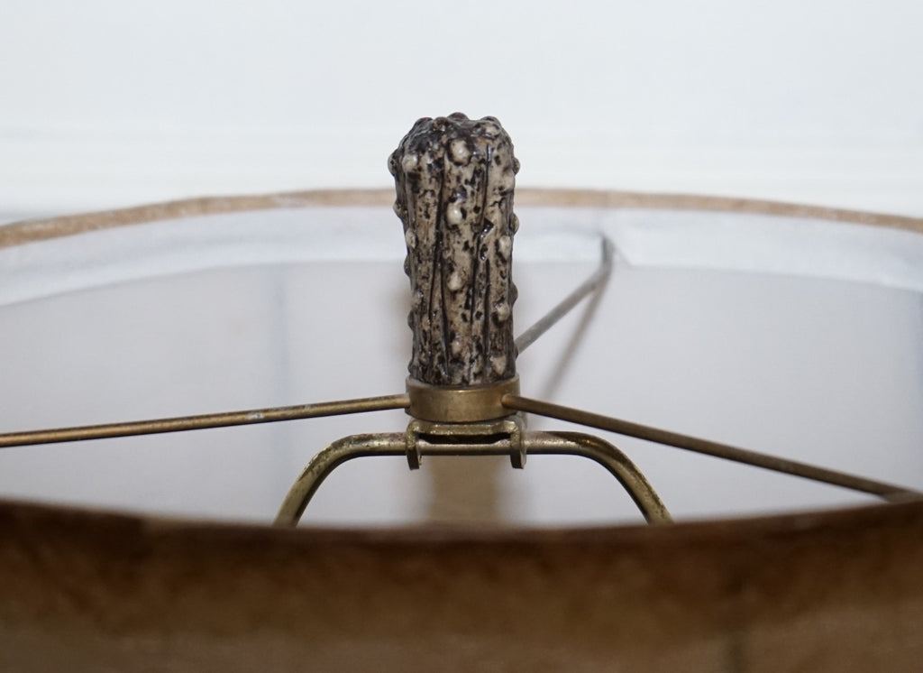 VINTAGE RUSTIC COUNTRY FAUX ANTLER TABLE LAMP WITH MATCHING SHADE