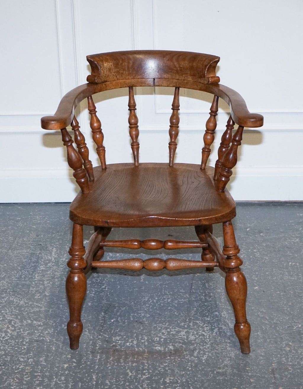 GORGEOUS PATINA EDWARDIAN SOLID ELM BOW BACK SMOKERS CAPTAINS CHAIR