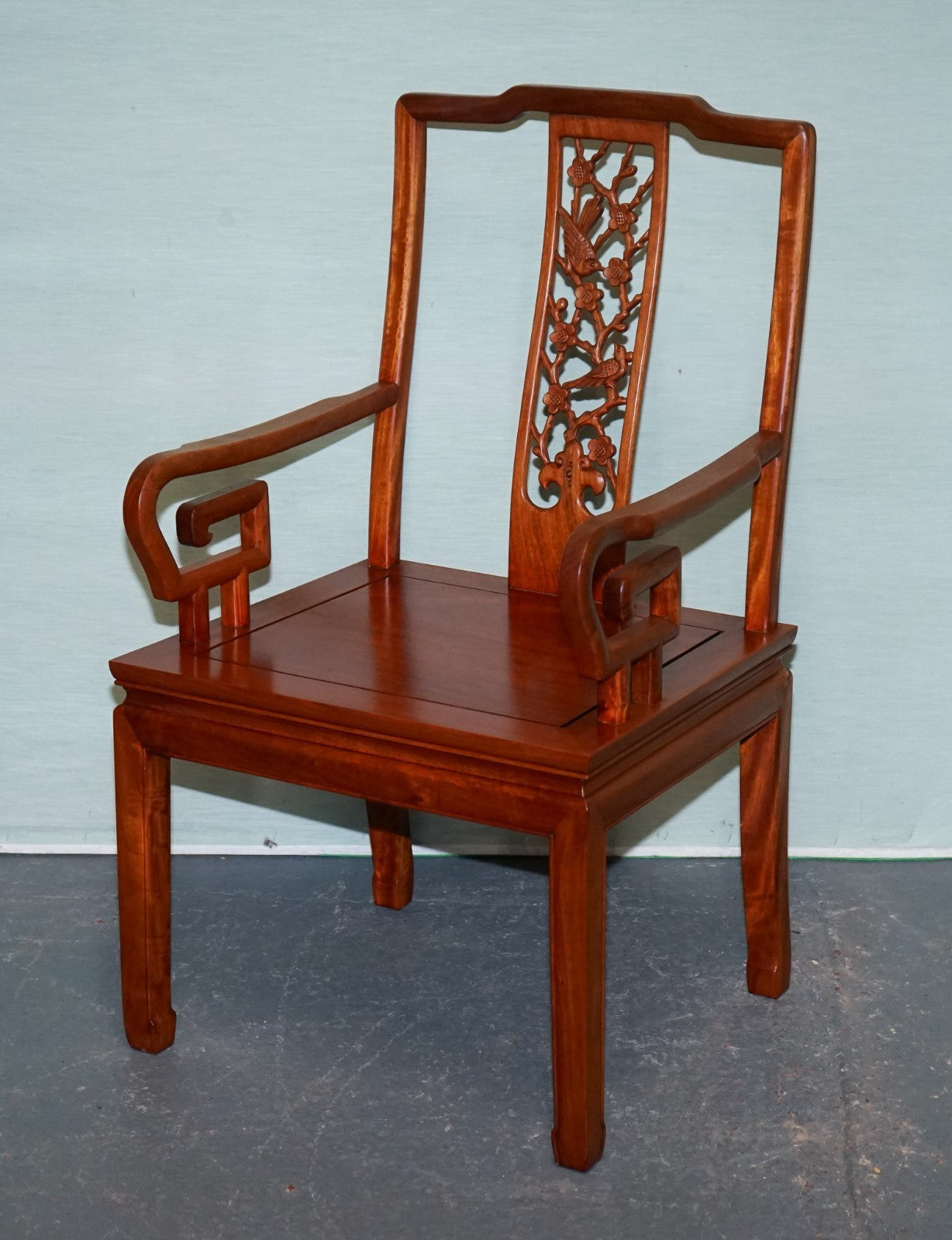VINTAGE ORIENTAL CHINESE TEAK CARVED FLOWER AND BIRD ARMCHAIR