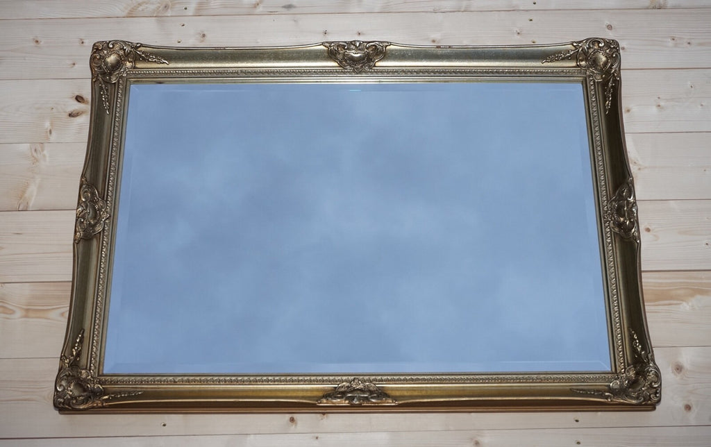 VINTAGE LARGE GOLD ORNATE BEVELLED HANGING WALL MiRROR