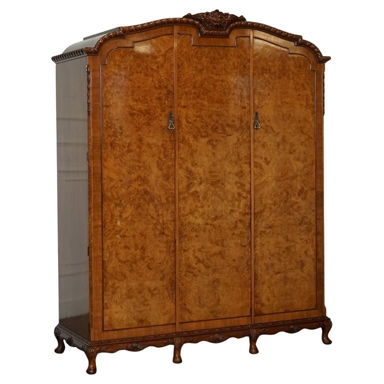 VICTORIAN QUEEN ANNE BURR WALNUT HEAVILY CARVED TRIPLE DOOR WARDROBE