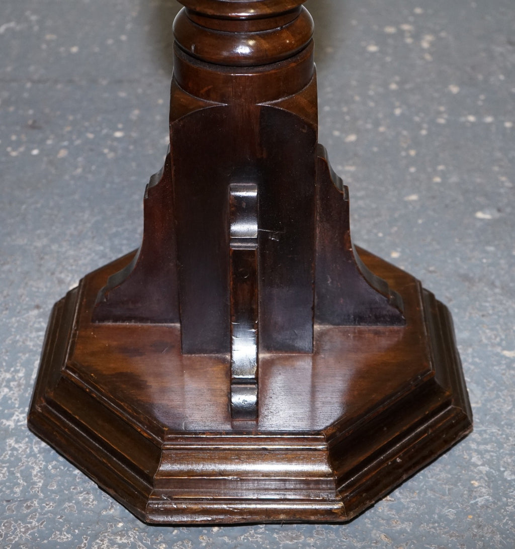 RESTORED PAIR OF EARLY VICTORIAN ENGLISH PEDESTALS WITH WHITE MARBLE TOPS 145 CM