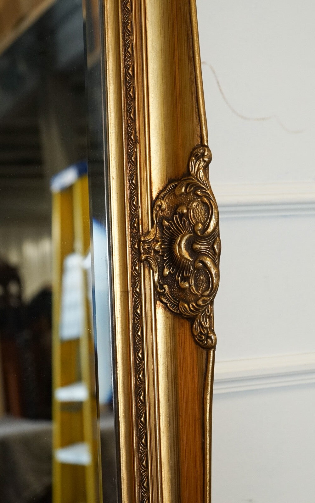 LARGE FRENCH CLASSIC GOLDEN ORNATE WALL REGAL MIRROR 138 X 77 CM