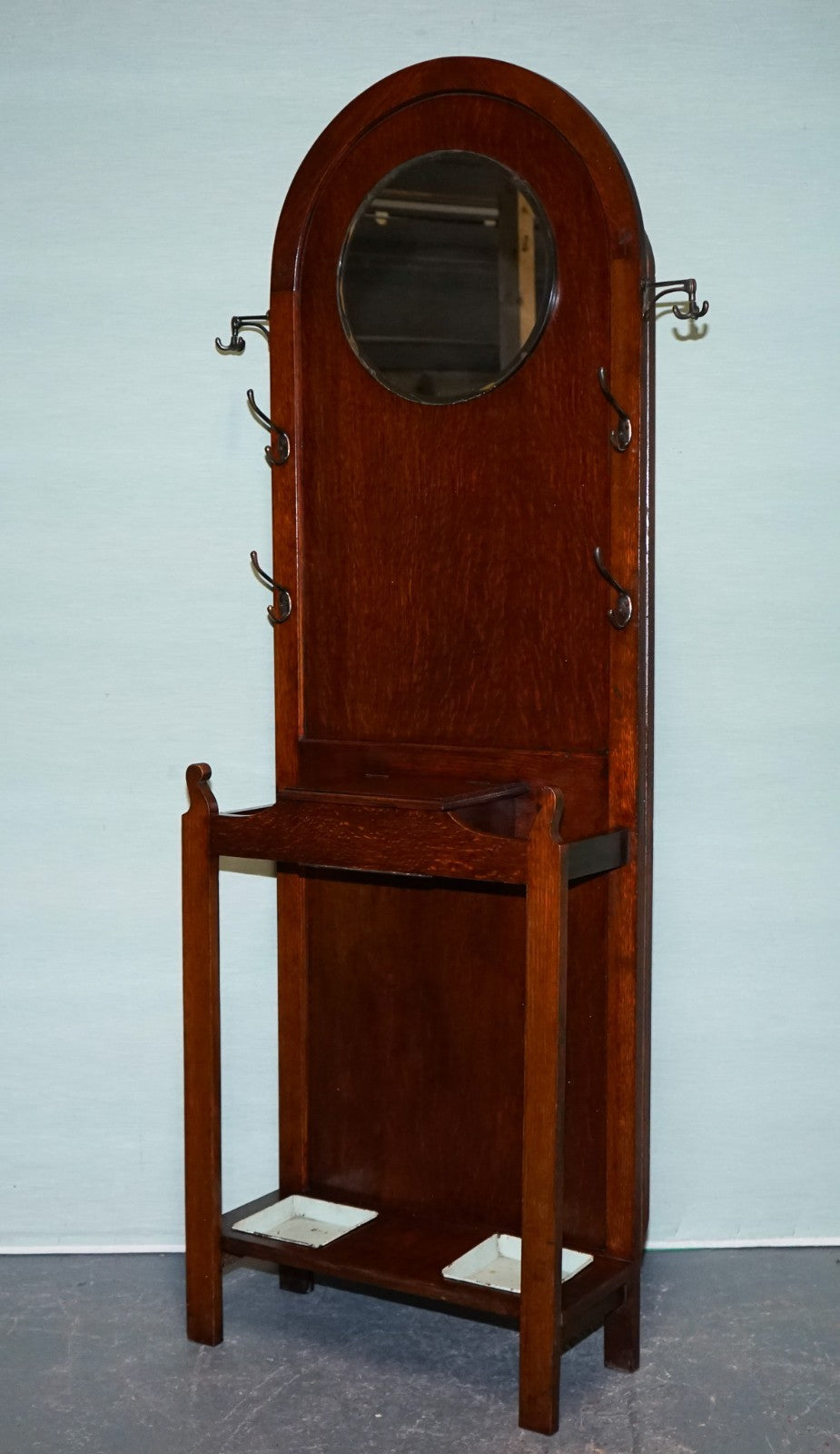 ANTIQUE ATCRAFT OAK HAT AND UMBRELLA HALLWAY STAND WITH A MIRROR