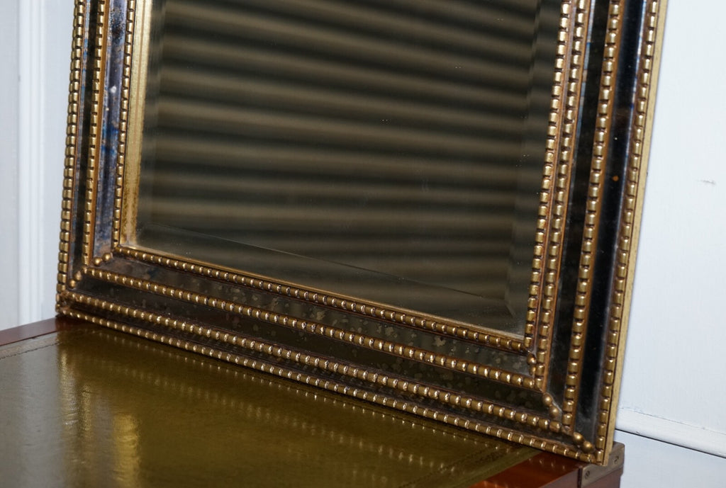 LOVELY BEVELLED TRIPLE GOLD BEAD DECORATION FOXING EFFECT