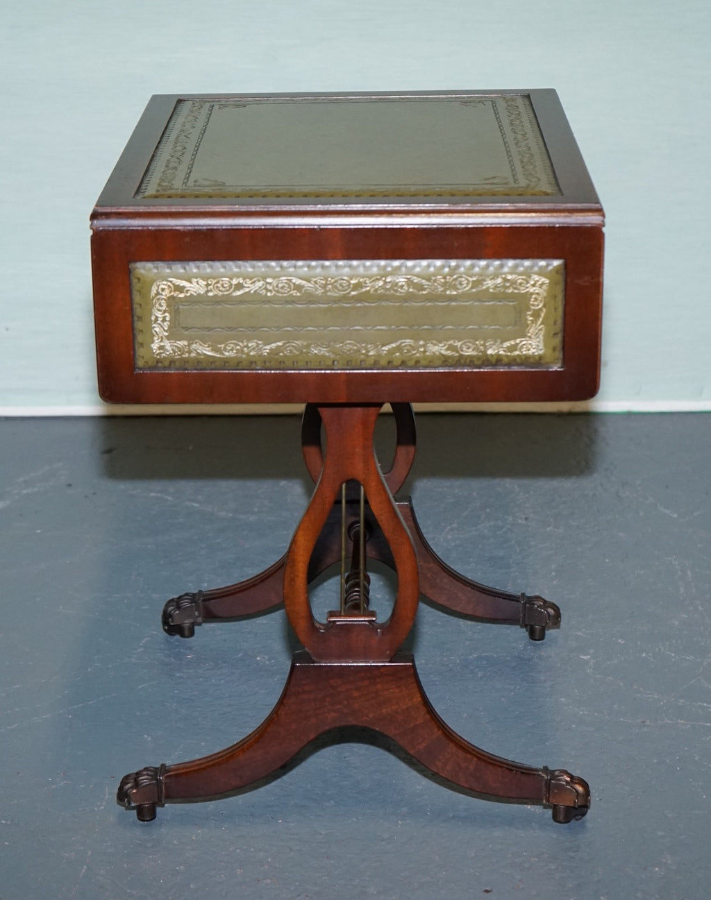 REGENCY STYLE HARDWOOD SIDE TABLE WITH GREEN LEATHER iNSET TOP & DROP LEAVES