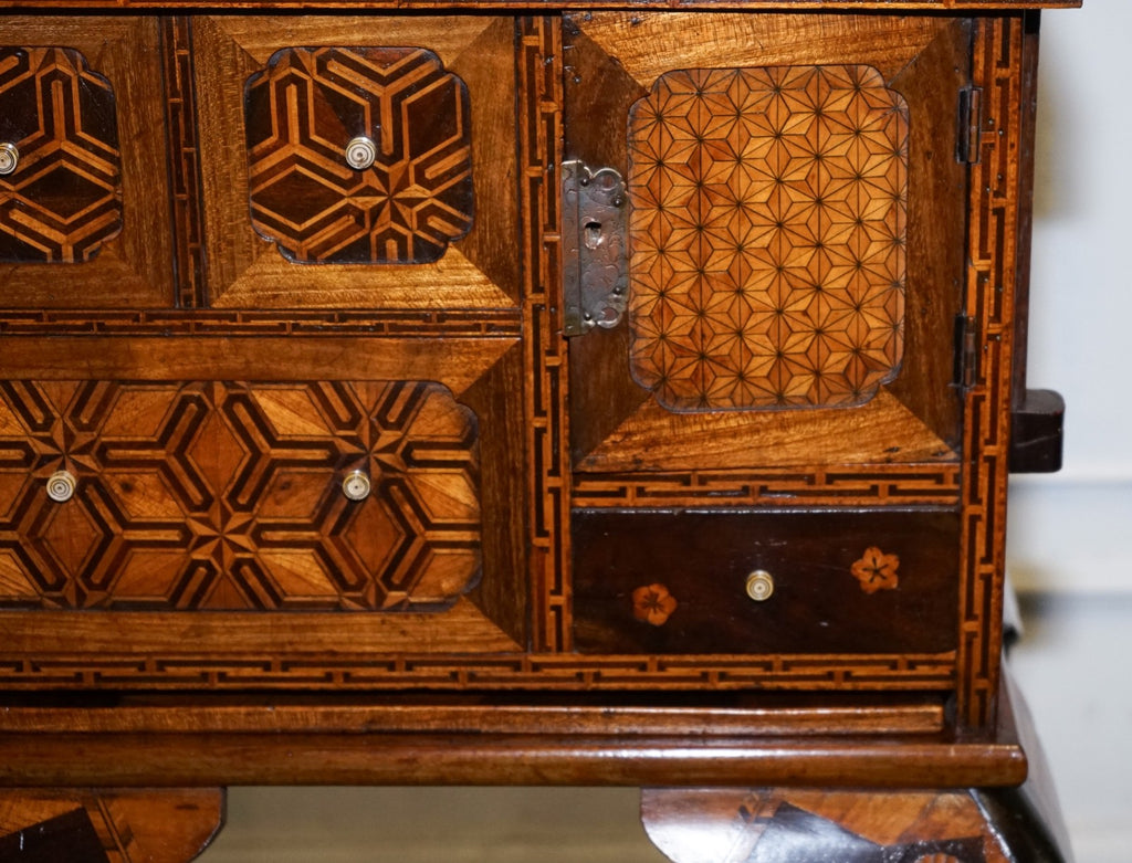 ANTIQUE CIRCA 1800S JAPANESE MARQUETRY GAMES TABLE CABINET ON STAND