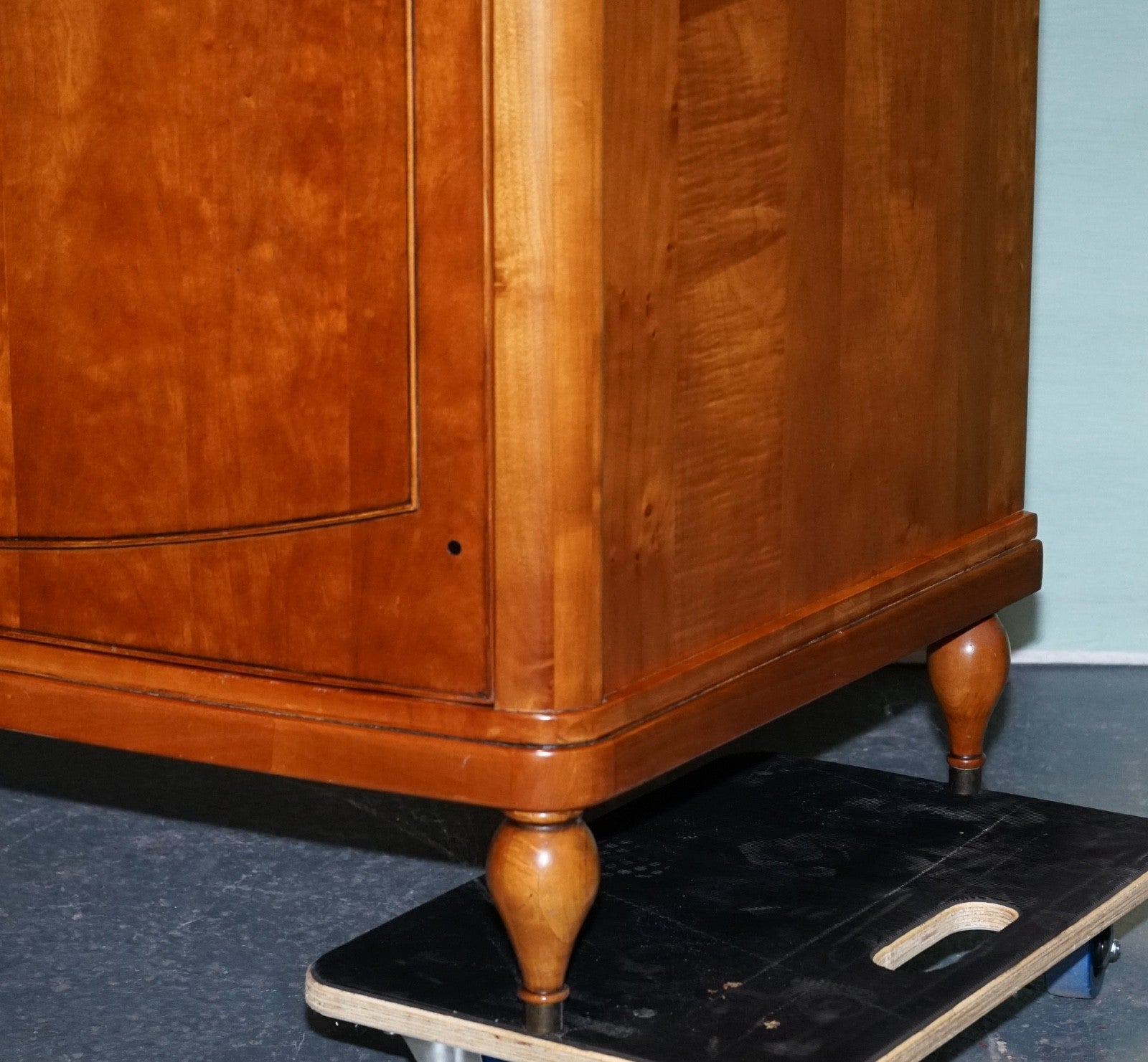 FRENCH STYLE WILLIS & GAMBIER ROCHELLE COLLECTION DOUBLE WARDROBE (1/2)