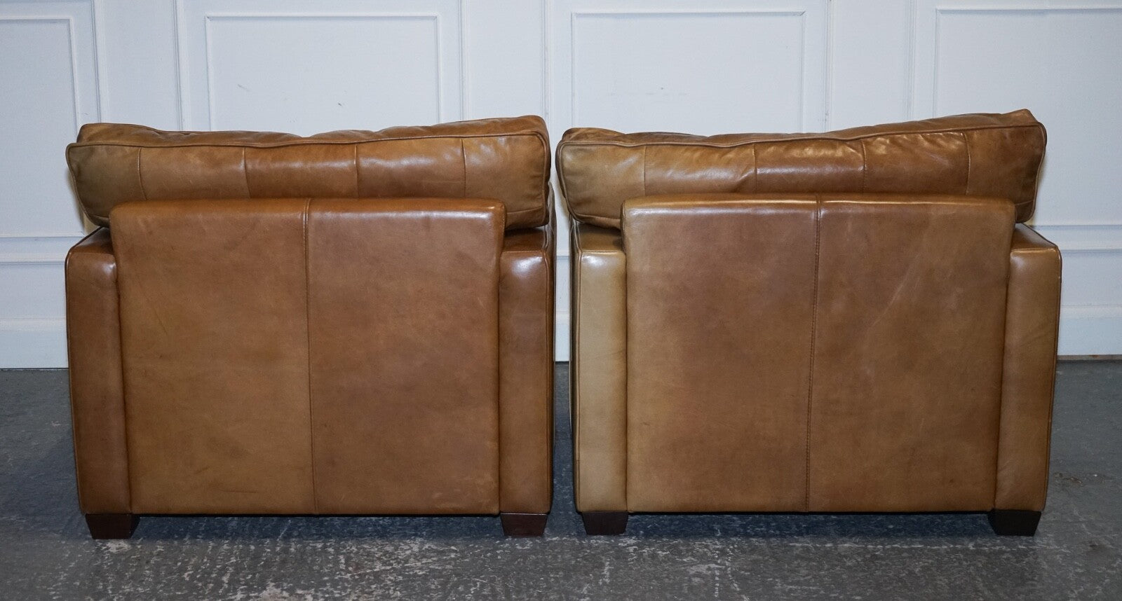 LOVELY TIMOTHY OULTON VISCOUNT PAIR OF TAN LEATHER ARMCHAIRS RRP £5,200
