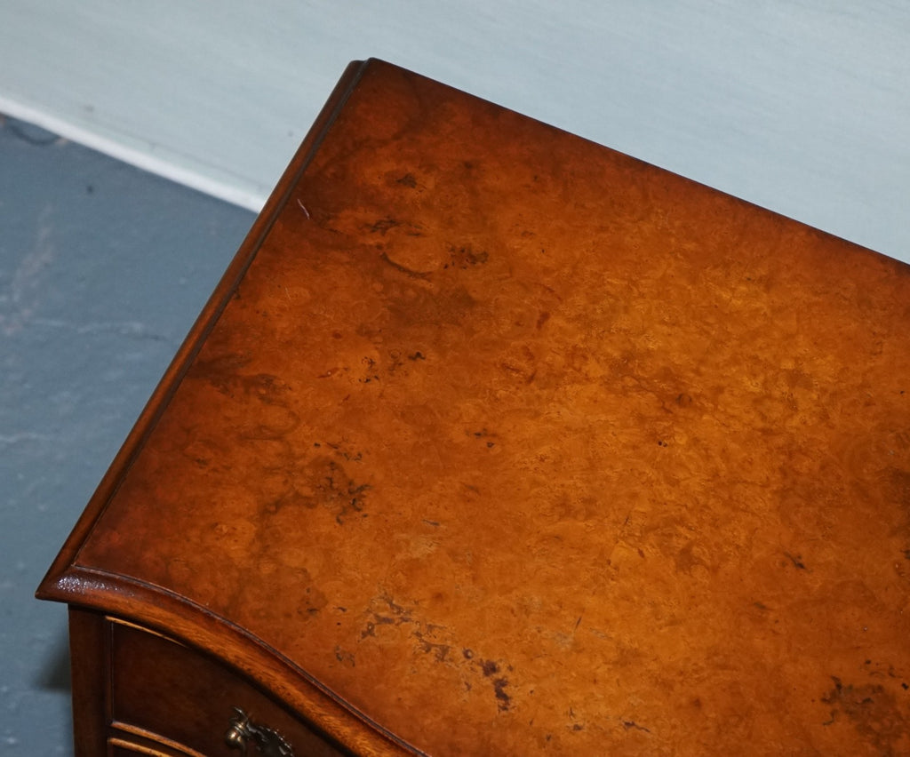 BEVAN FUNNELL REPRODUX BURR WALNUT SERPENTINE CHEST DRAWER BEDSIDE CABINET