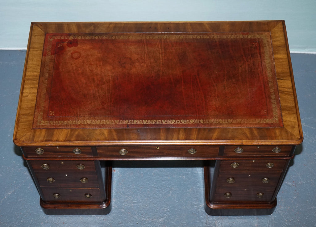 ANTIQUE VICTORiAN HARDWOOD PEDESTAL DESK WITH TOOLED LEATHER TOP
