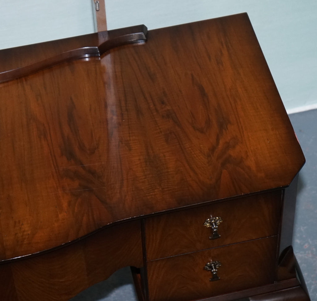 VINTAGE QUEEN ANNE STYLE LEGS DRESSING TABLE VANITY WITH LARGE MIRROR