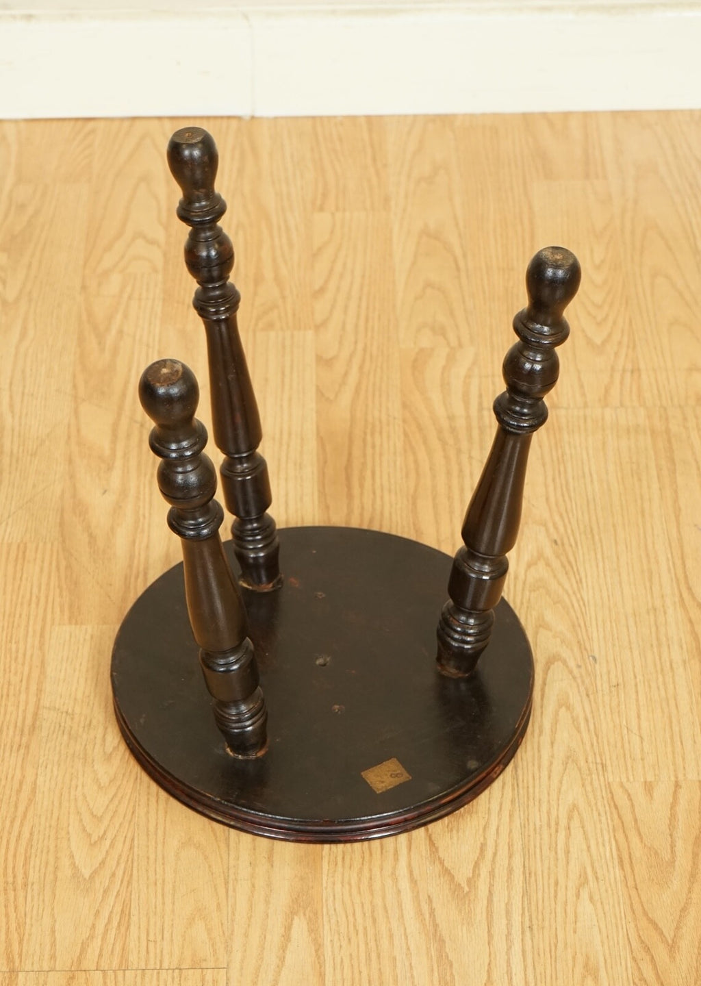 LOVELY DUTCH MARQUETRY LACQUERED STOOL SIDE END TABLE
