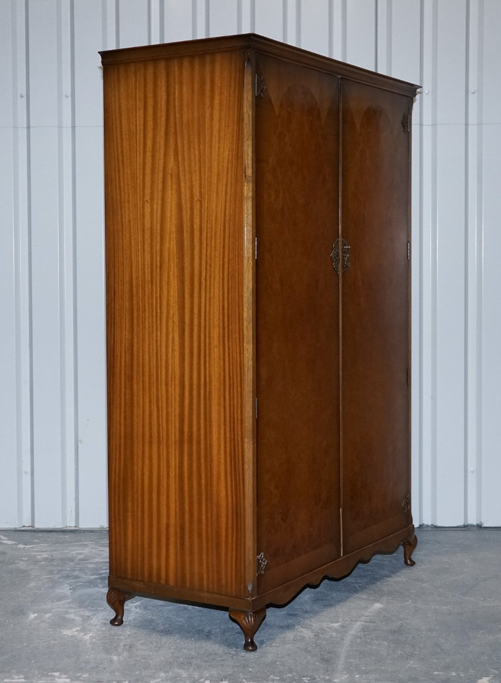 ART DECO STYLE ENGLISH WALNUT DOUBLE DOOR WARDROBE MADE BY DILLON, ENGLAND