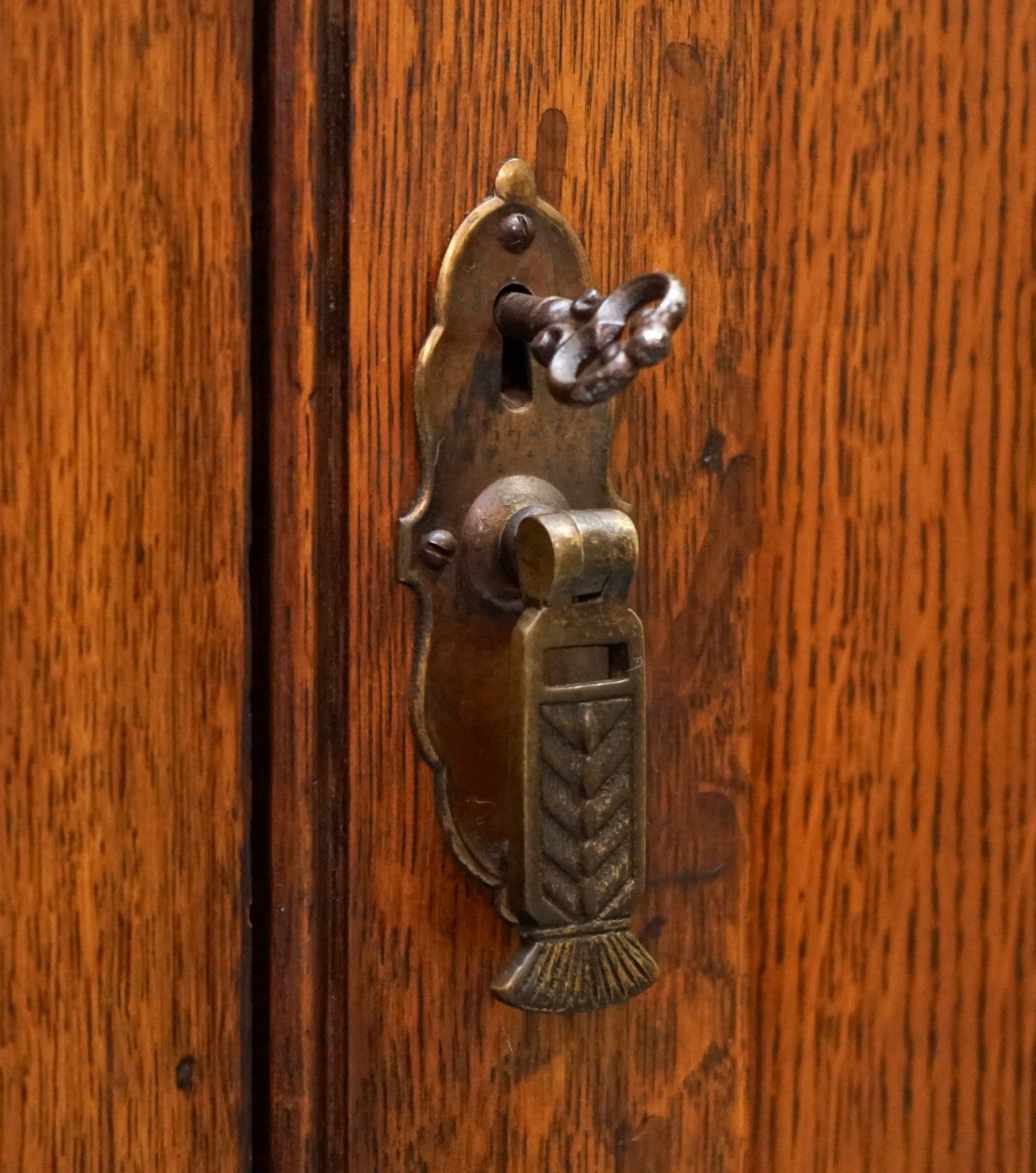 ANTIQUE ENGLISH OAK TWO DOOR WARDROBE