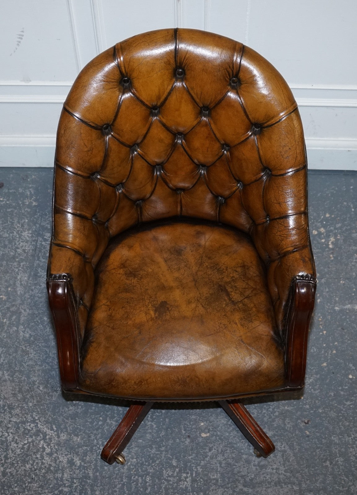 ANTIQUE DEEP BUTTONED CHESTERFIELD GEORGIAN STYLE HAND DYED LEATHER DESK CHAIR