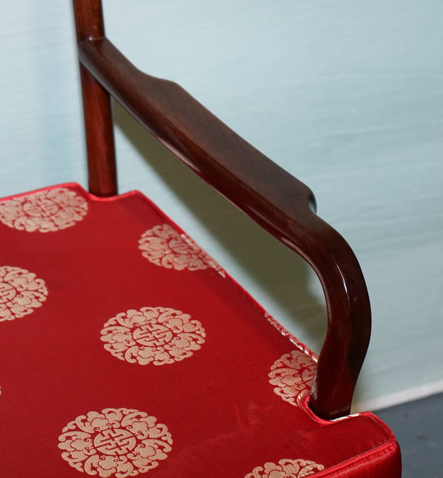 SET OF TEN VINTAGE ORIENTAL CHINESE HARDWOOD CARVER DINING ARMCHAIRS W/ CUSHIONS