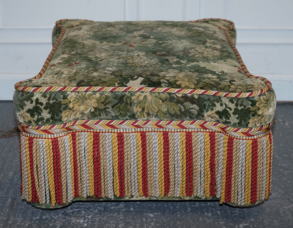 VINTAGE GREAT HARDWICKE TAPESTRY FABRIC OTTOMAN WITH TASSELS AND FRINGE