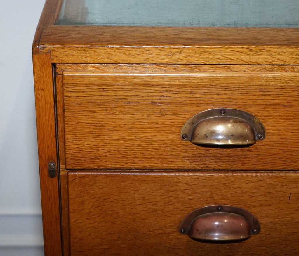 ANTIQUE 1920 ENGLISH VICTORIAN OAK HABERDASHERY SHOP COUNTER WITH ORIGINAL GLASS