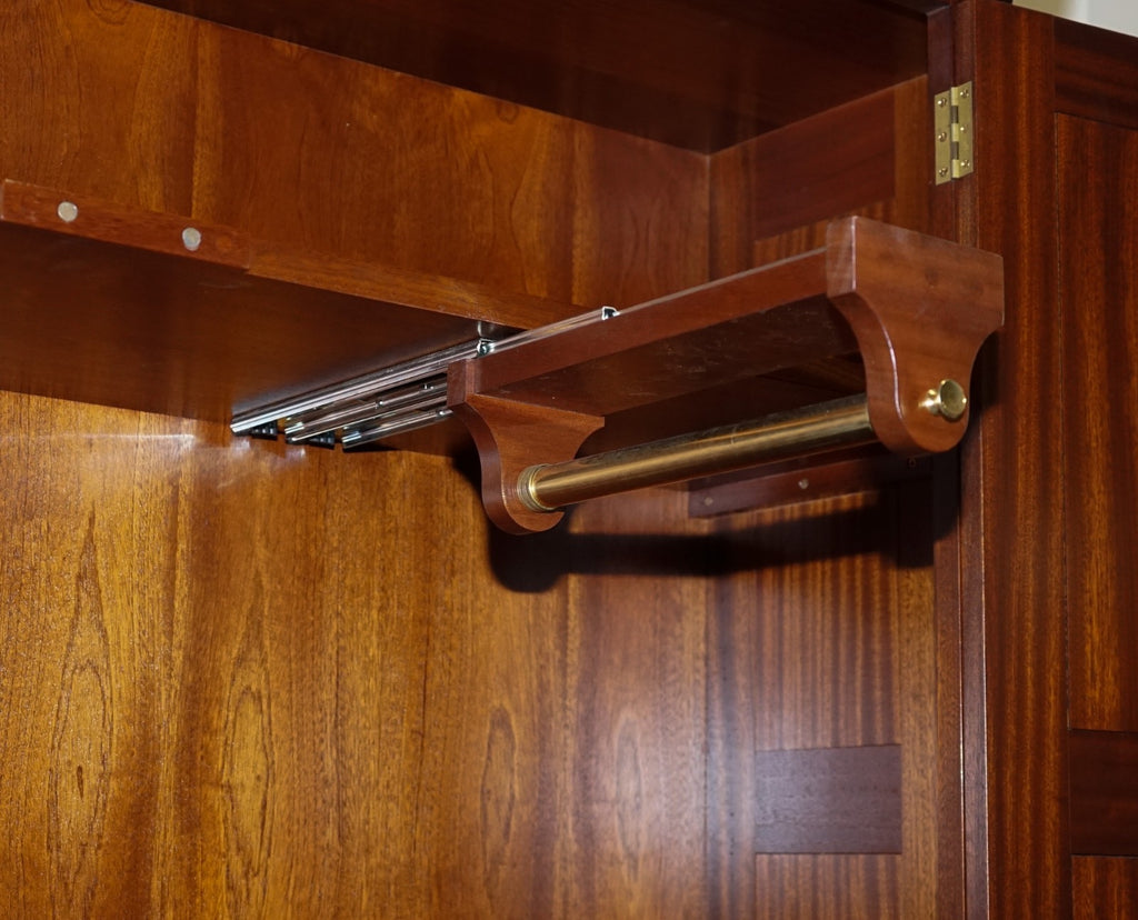 STUNNING LARGE BESPOKE PANELLED HALLWAY CUPBOARD WARDROBE AMOIRE