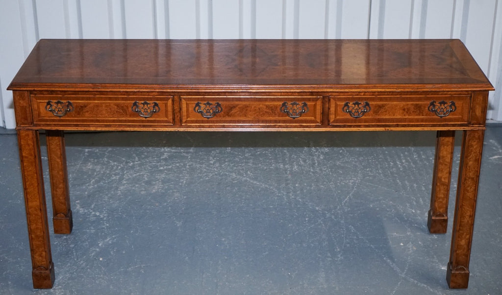 GEORGIAN STYLE BRIGHTS OF NETTLEBED LONDON BURR WALNUT CONSOLE TABLE