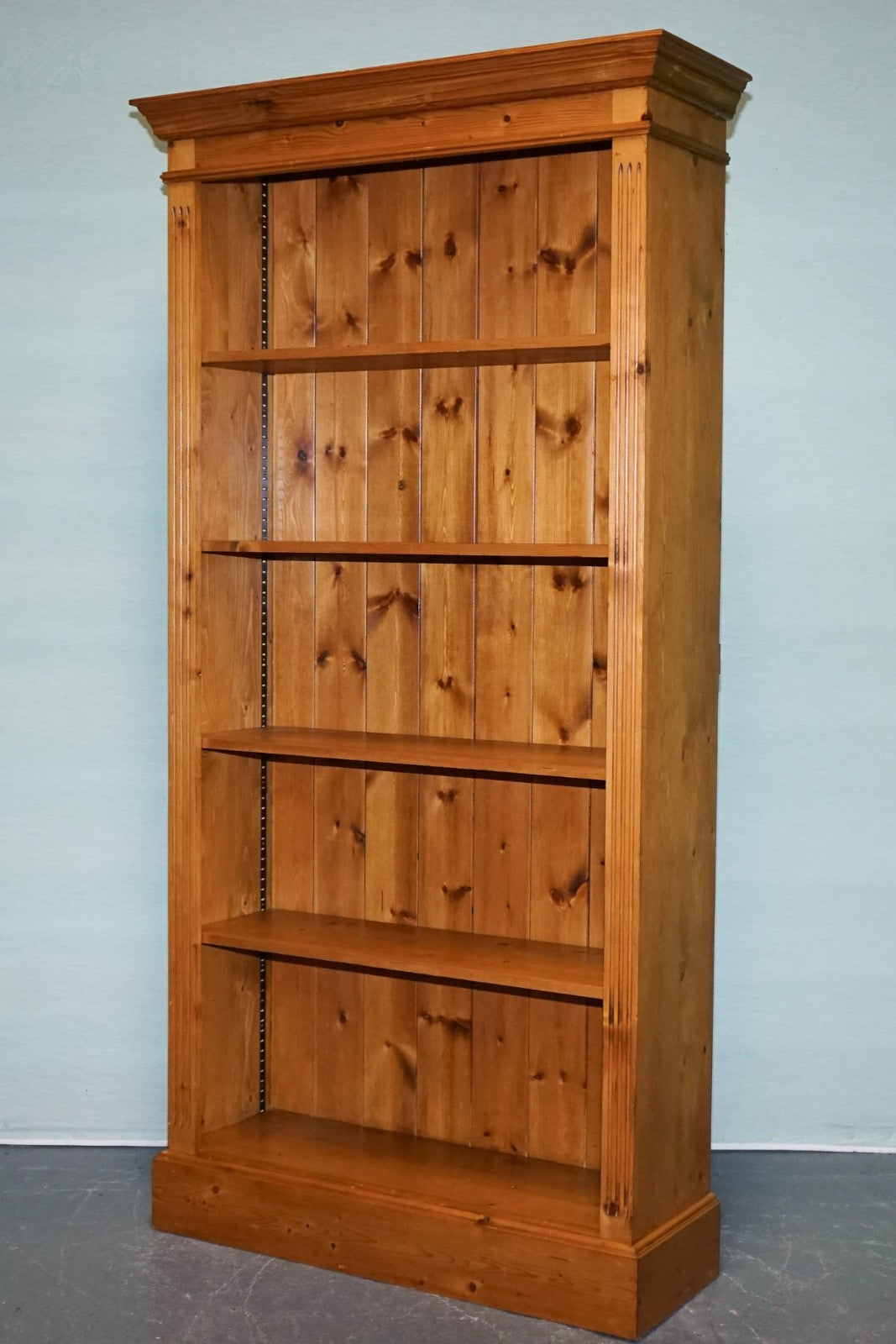 VINTAGE PINE OPEN BOOKCASE DISPLAY CABINET WiTH 5 SHELVES