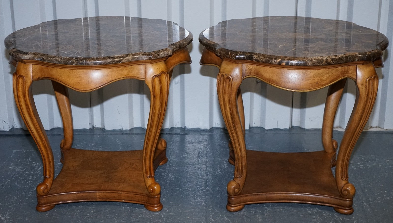 VINTAGE PAIR OF FRENCH STYLE SIDE LAMP TABLES WITH FAUX MARBLE TOPS