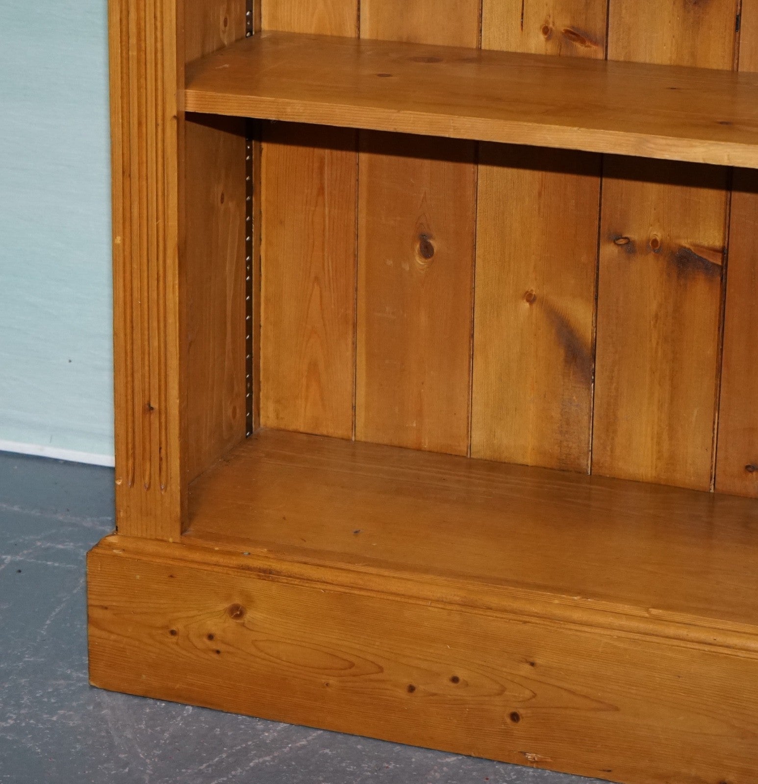 VINTAGE PINE OPEN BOOKCASE DISPLAY CABINET WiTH 5 SHELVES