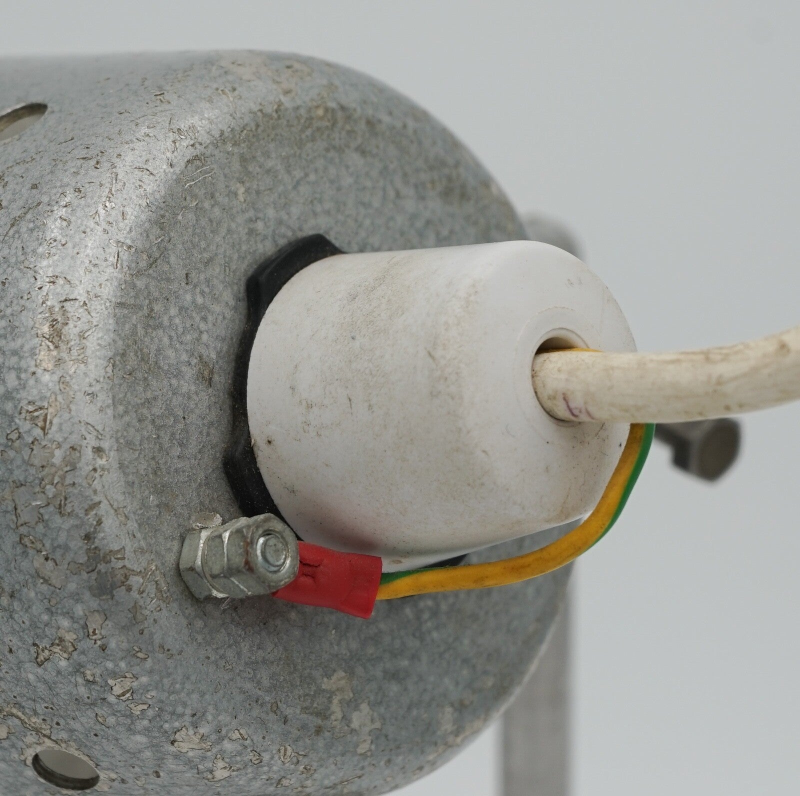 1940'S ENGLISH SALVAGED LABORATORY SCHOOL TABLE ADJUSTABLE LIGHT 003