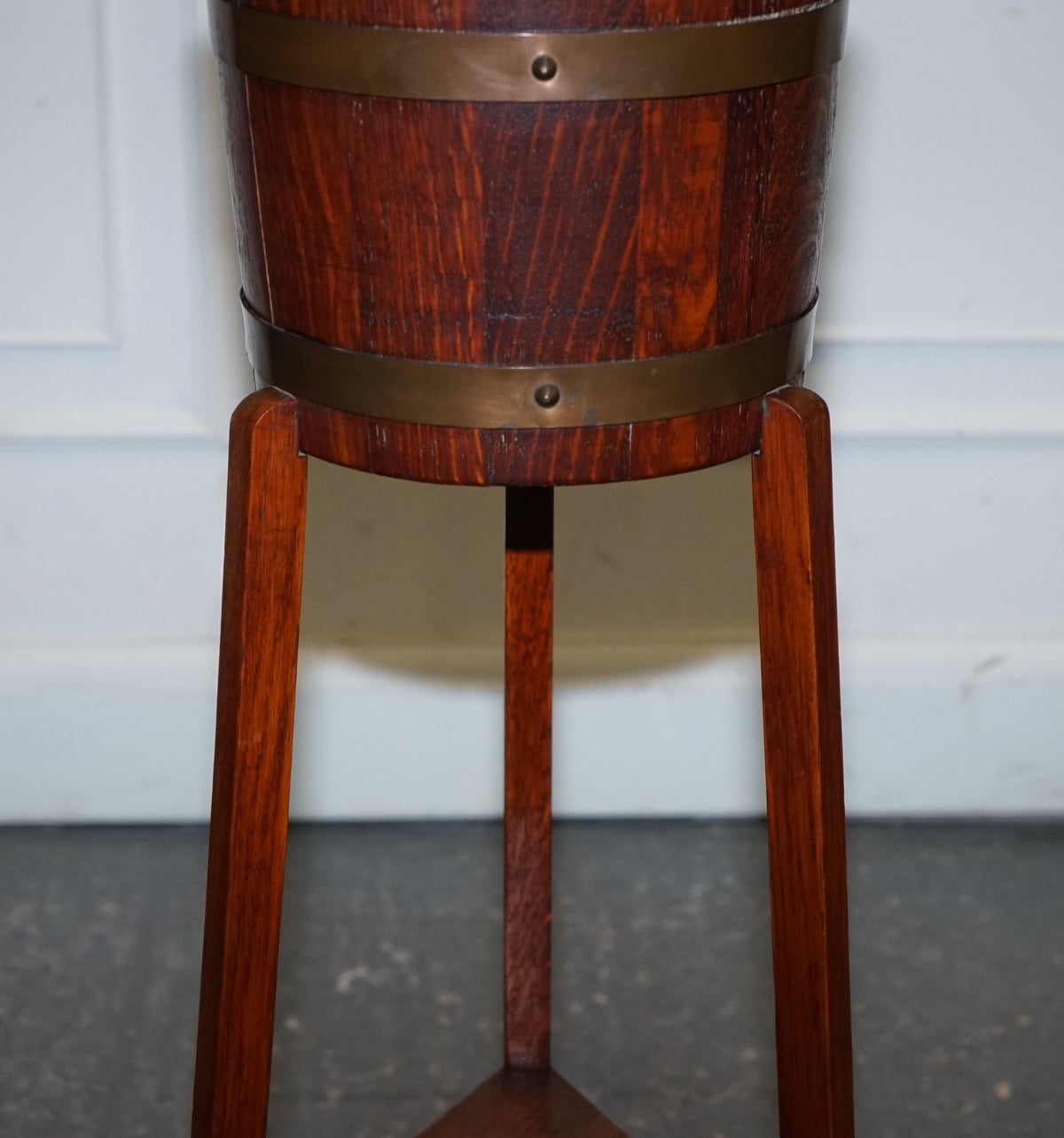 ANTIQUE EDWARDIAN OAK PLANT OR CHAMPAGNE STAND BY R.A. LISTER & CO ENGLAND