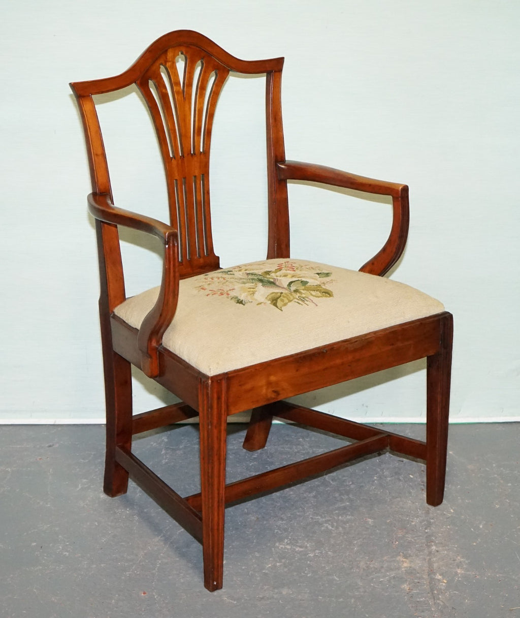 19TH CENTRY SINGLE HEPPLEWHITE ELBOW ARMCHAIR WITH FLORAL NEEDLEPOINT CUSHION