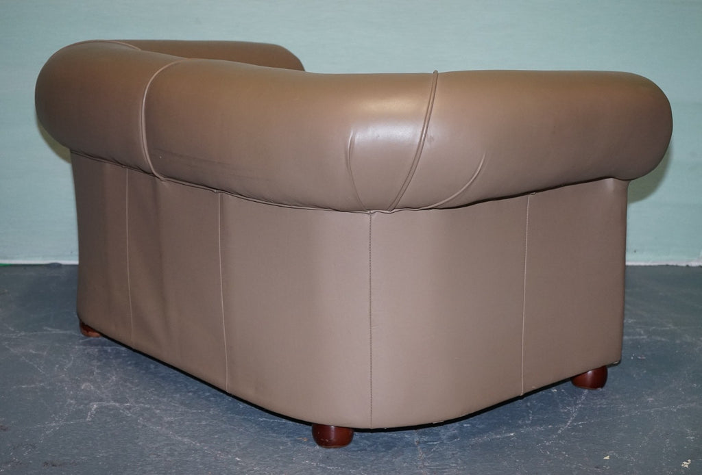 VINTAGE CHESTERFIELD ANDREW MUiRHEAD TAN LEATHER TUB TWO SEATER SOFA STUD DETAIL