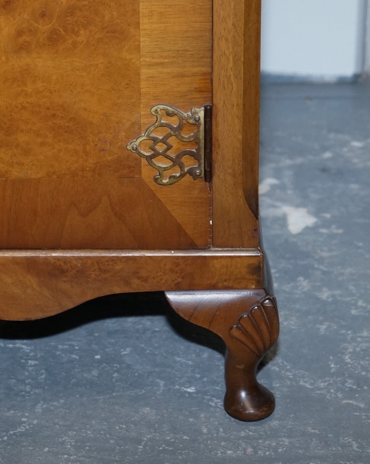 ART DECO STYLE ENGLISH WALNUT DOUBLE DOOR WARDROBE MADE BY DILLON, ENGLAND