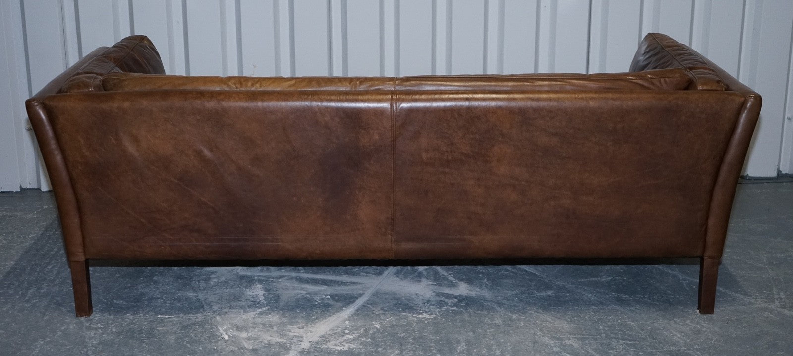 LARGE COMFORTABLE HALO GROUCHO BROWN LEATHER THREE SEATER SOFA
