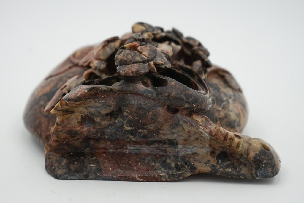 EARLY 20TH CENTRY ORIENTAL CHINESE HAND CARVED FLOWERS SOAPSTONE DECORATIVE POT