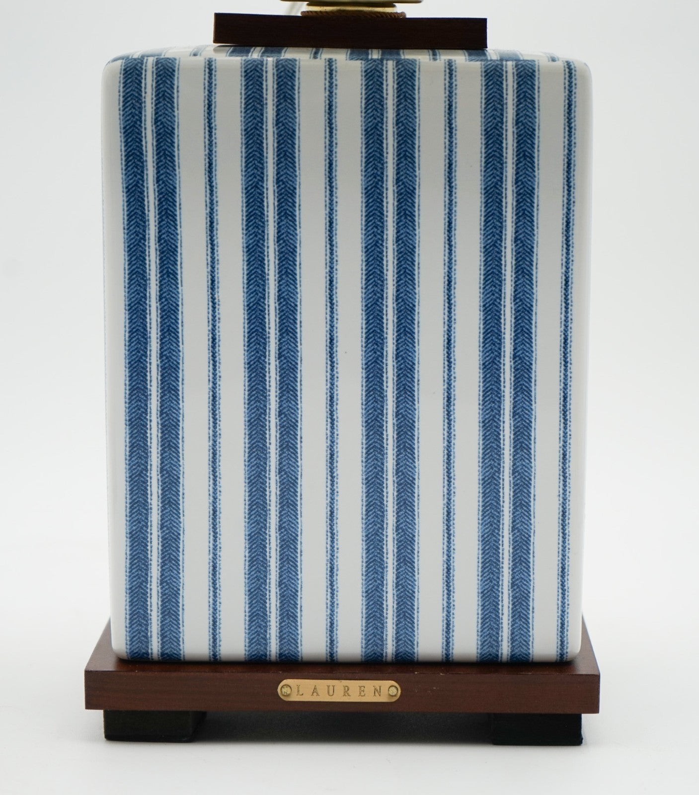 PAIR OF RALPH LAUREN EX DISPLAY BLUE CERAMIC TABLE LAMPS INCLUDING SHADES (1/1)